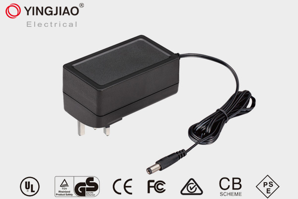 30W 镍氢电池充电器  YS18U