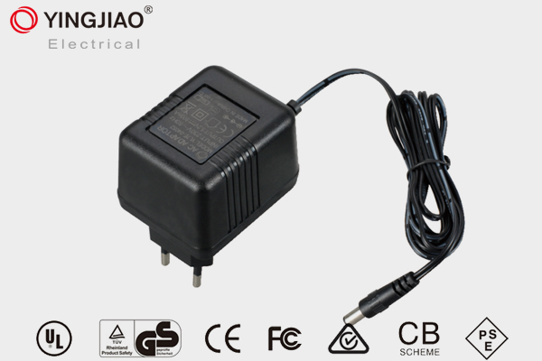 20W 插墙式线性电源 YL7E