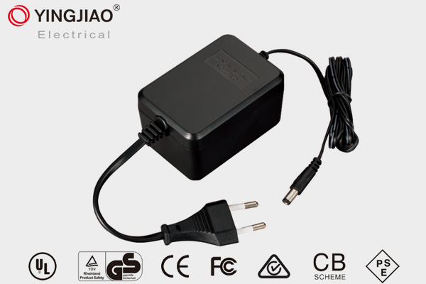 15W 桌面式线性电源  YL15E