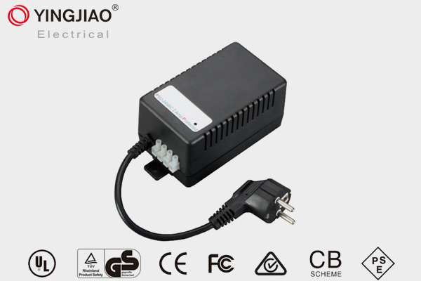 50W 桌面式线性电源  YL50